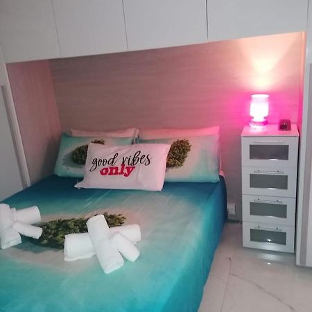 Fiumicino Aeroporto Casa Vacanze Orchidea Buitenkant foto